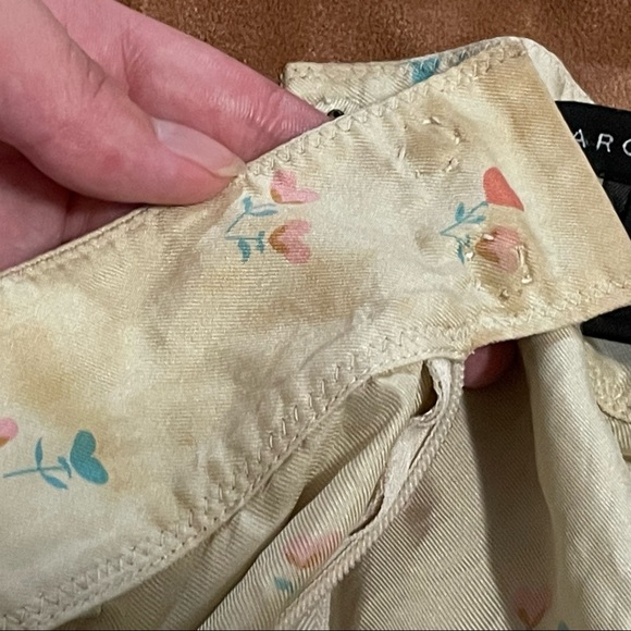 Marc by Marc Jacobs 100% Silk Heart Appliqué Mini Skirt - Picture 4 of 4